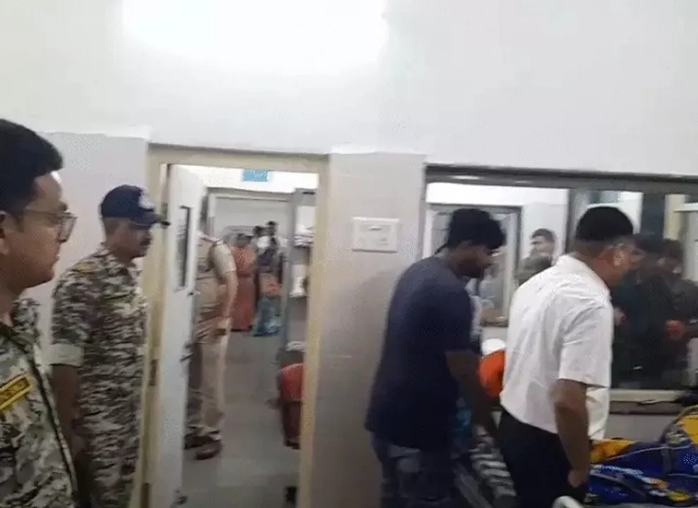   dalit-youth-tortured-in-bhind-police-action-on-accused 