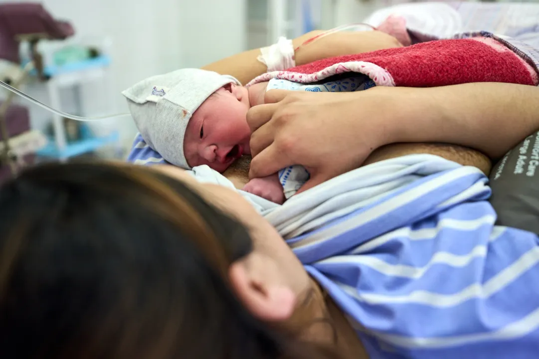  Photograph: (Newborn Health) 