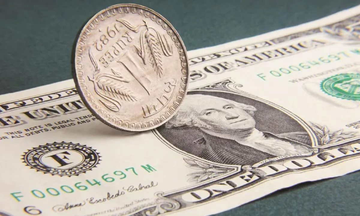 The implication of the US jobs report has increased the pressure it mounts on the rupee, which has consistently been on the back foot against the dollar.  Photograph: (Business standards) 