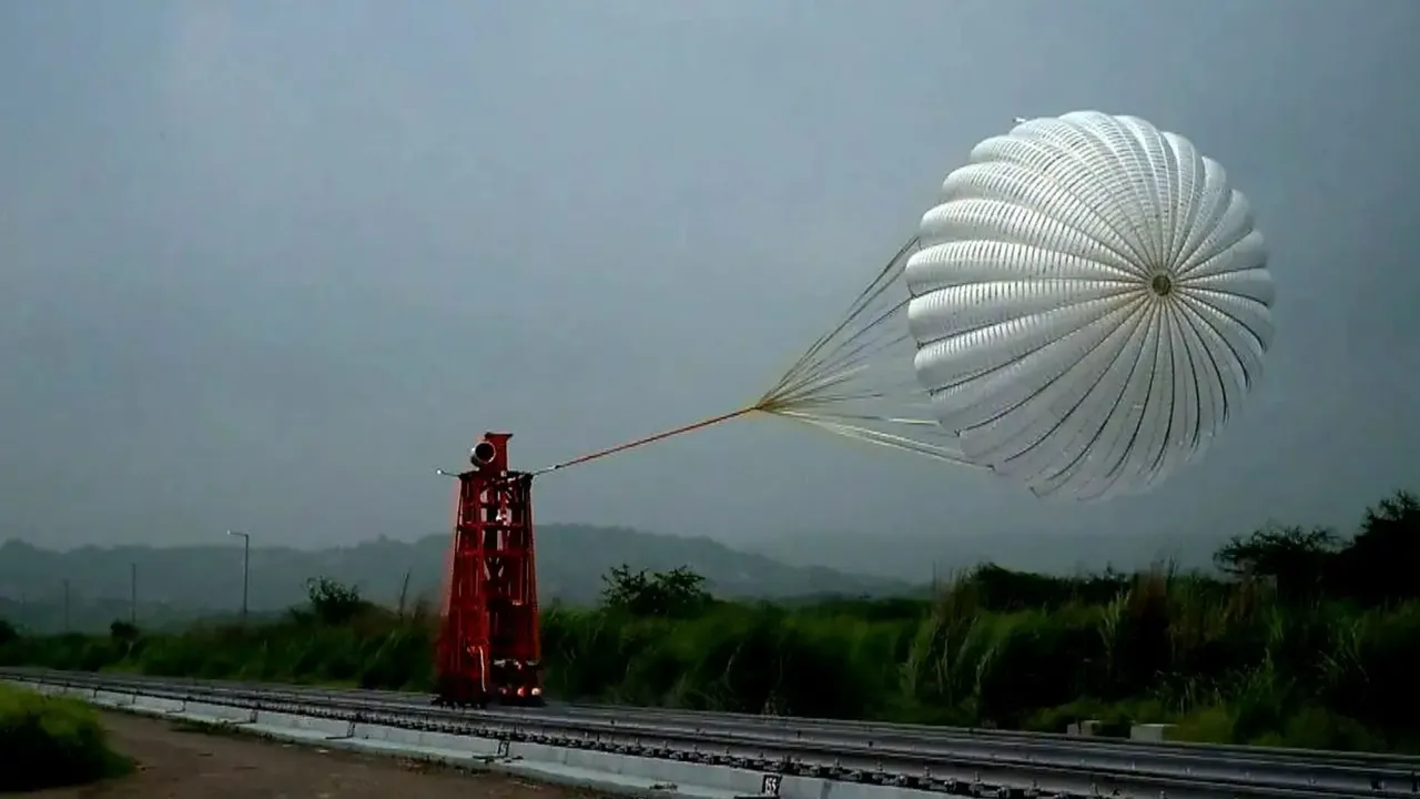  Photograph: (ISRO) 