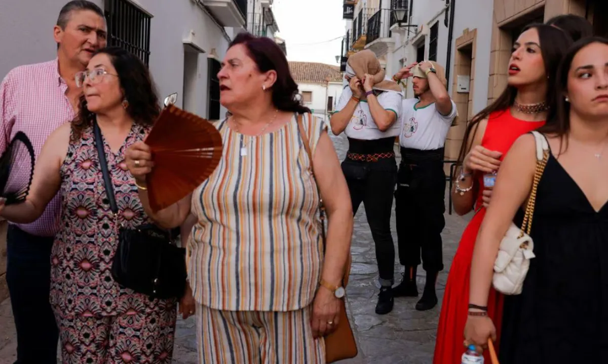  Photograph: (Reuters) 