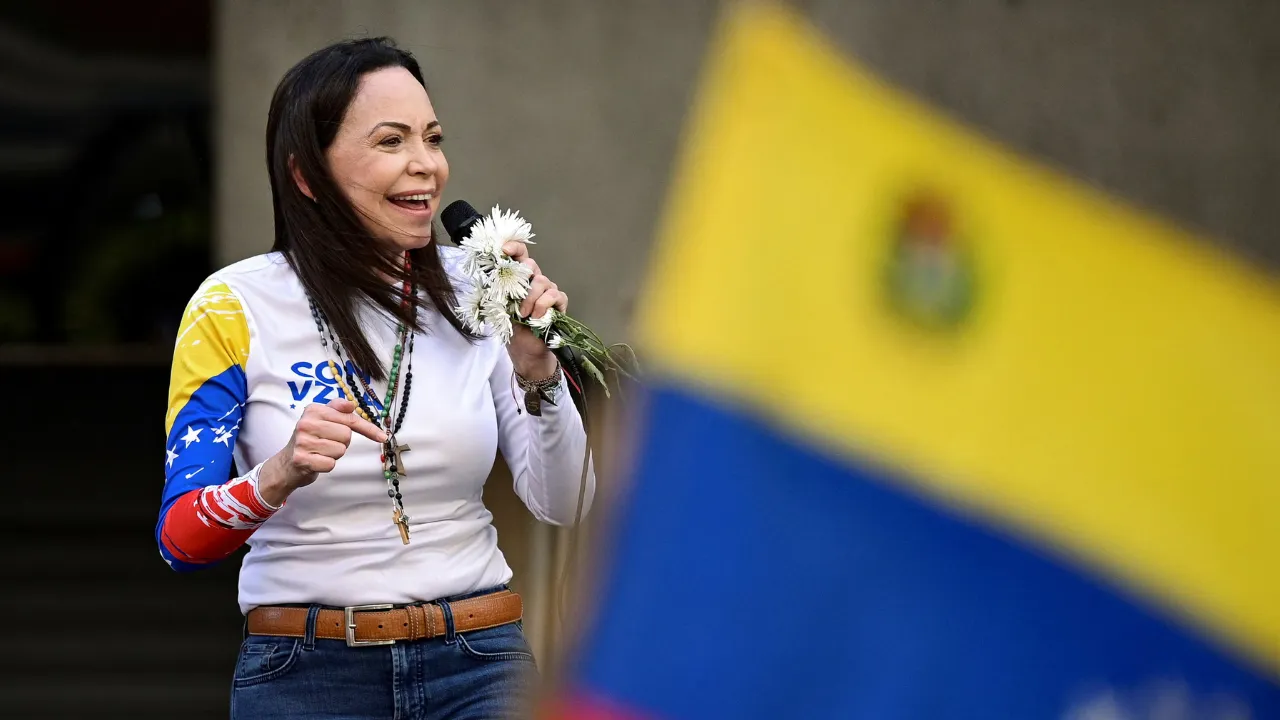  Photograph: (Reuters) 