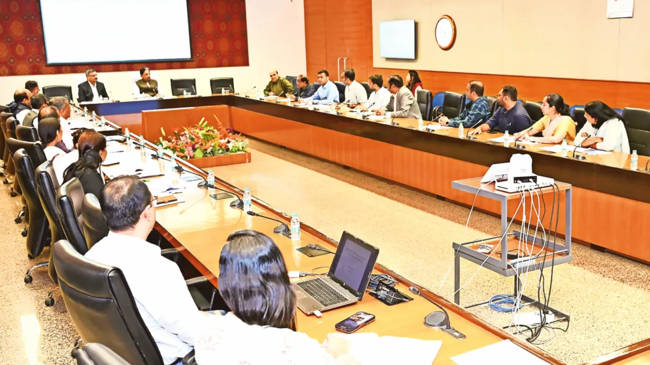  Photograph: (The Indian Express) 