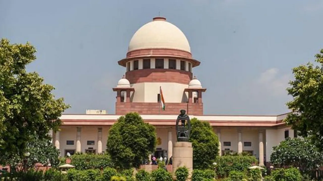  Going Techy: Supreme Court will now use WhatsApp, Email for delivery of summons