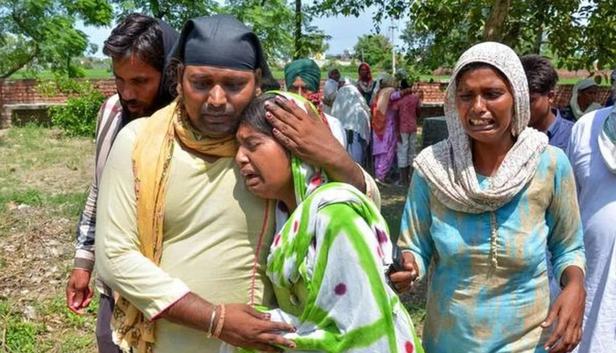  86 die in Punjab hooch, 25 cops, excise officials suspended
