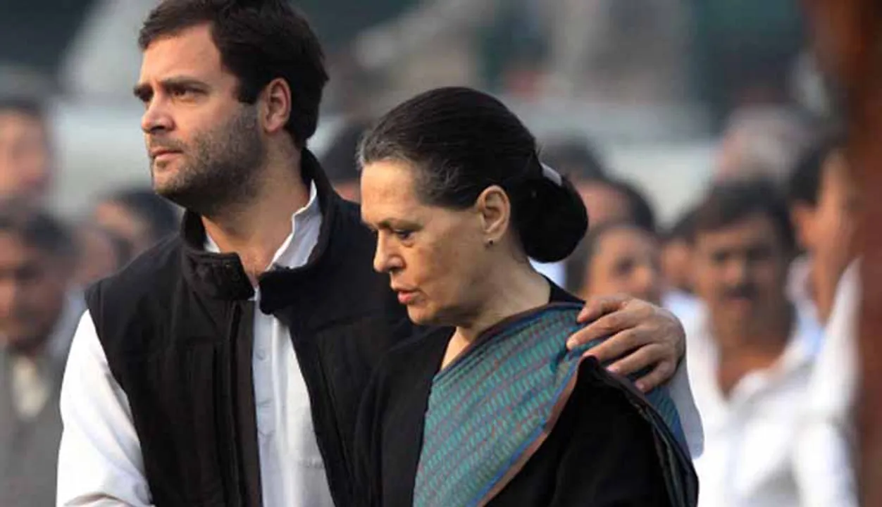  Unable to tolerate Delhi's pollution, Sonia and Rahul Gandhi leave for a Goa vacation