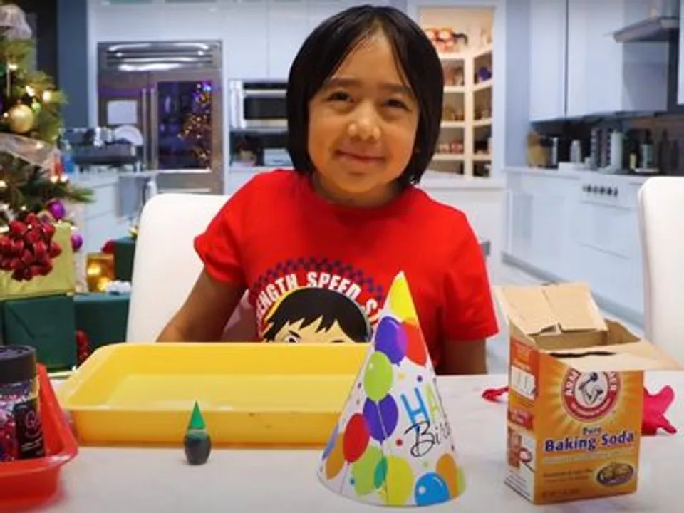  A 9-year-old boy from US is the highest-paid YouTuber of 2019, earners Rs. 225 crores via videos
