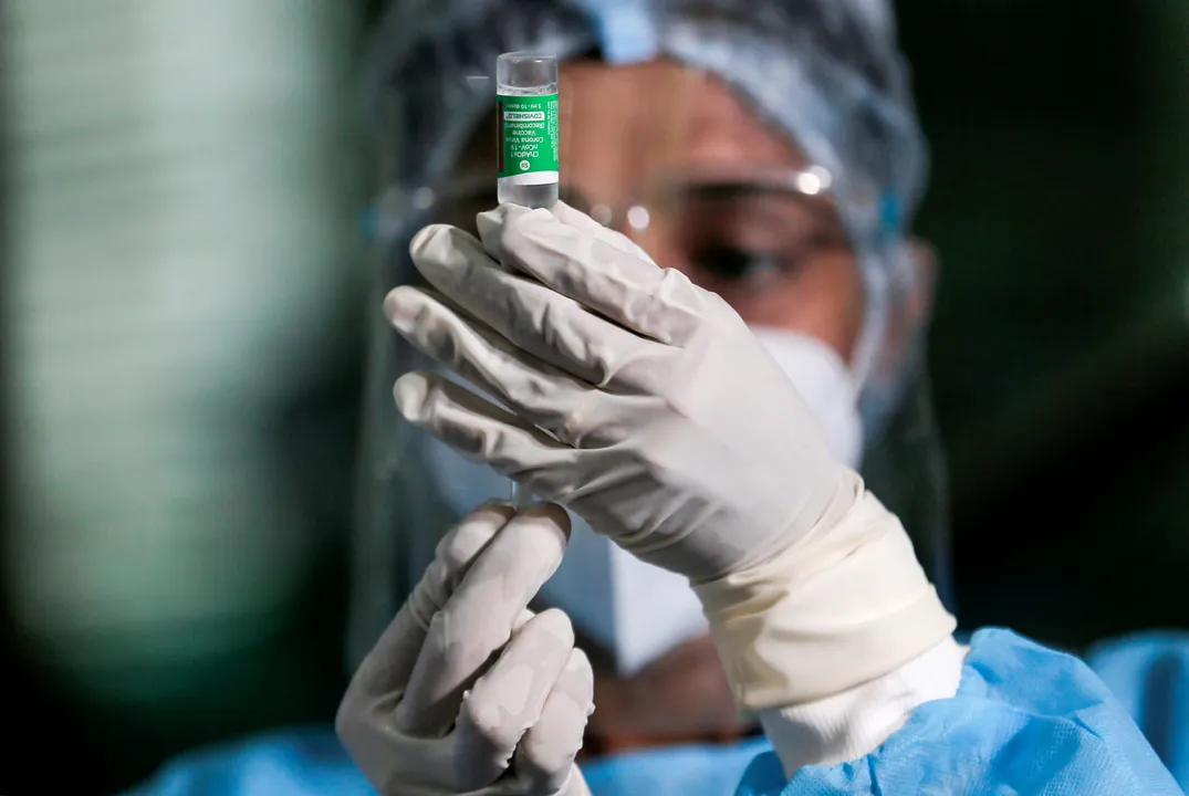  Centre asks Serum Institute, Bharat Biotech to lower prices of COVID-19 vaccines - Sources