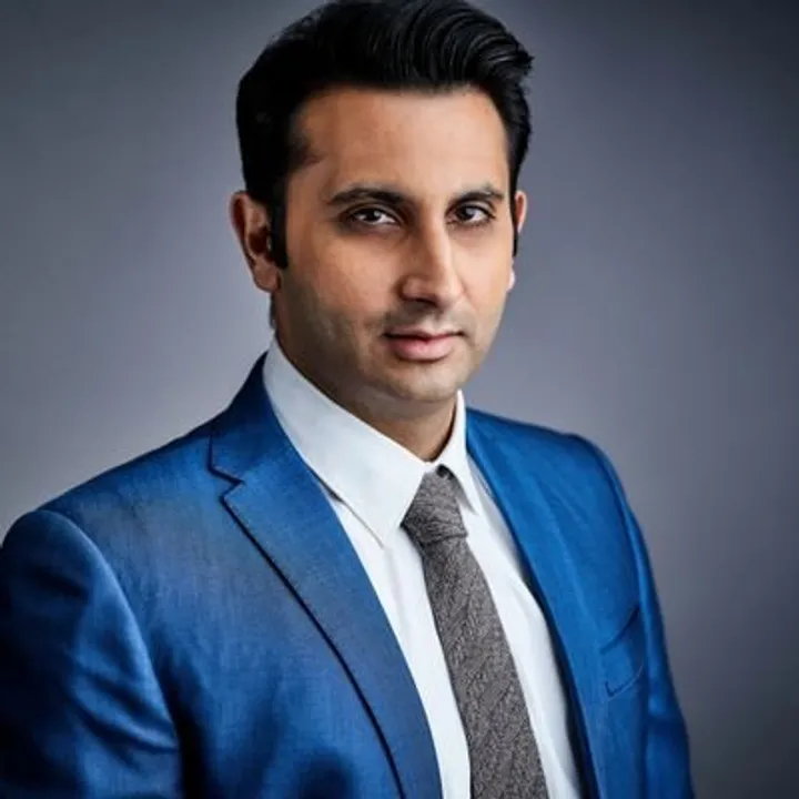  Amid vaccine shortage, SII CEO Adar Poonawalla request POTUS to lift raw material export ban
