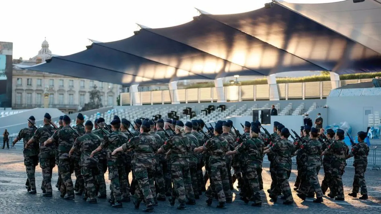  France Army warns of 'Civil war', blames Macron ‘surrendering’ to Islamic extremists