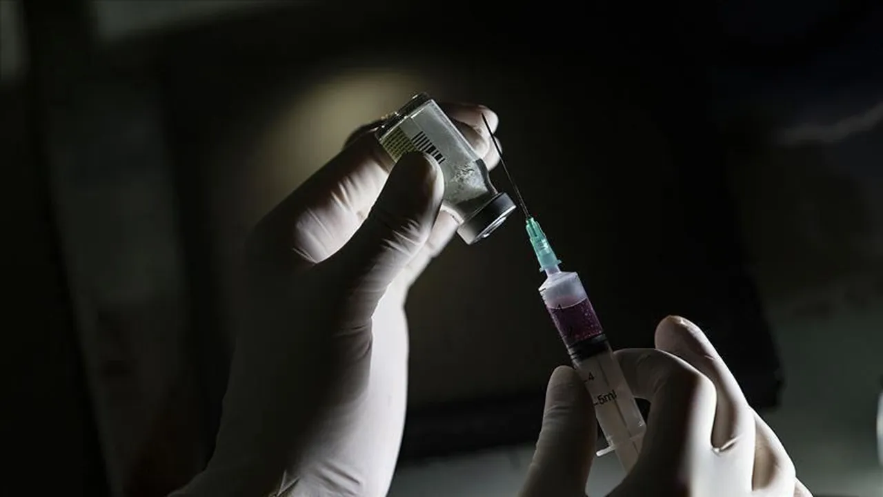  Anti-Vax nurse injects ‘saline  water’ instead of COVID vaccine  to 8,600 individuals