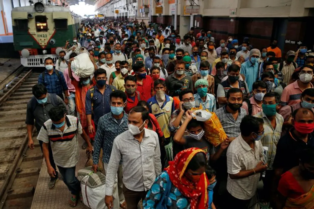  COVID-19 to become endemic in India in 6 months, can’t expect third wave