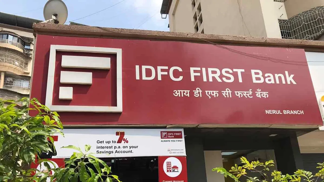  IDFC First bank CEO gifts shares worth 3Cr to his support staff.