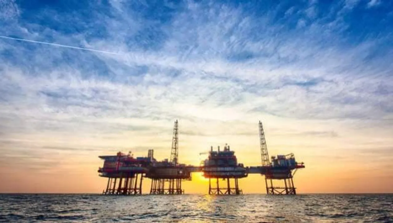  After Russia, Iran proposes oil supply to India. Says Tehran is ready to meet India’s increasing energy requirements.
