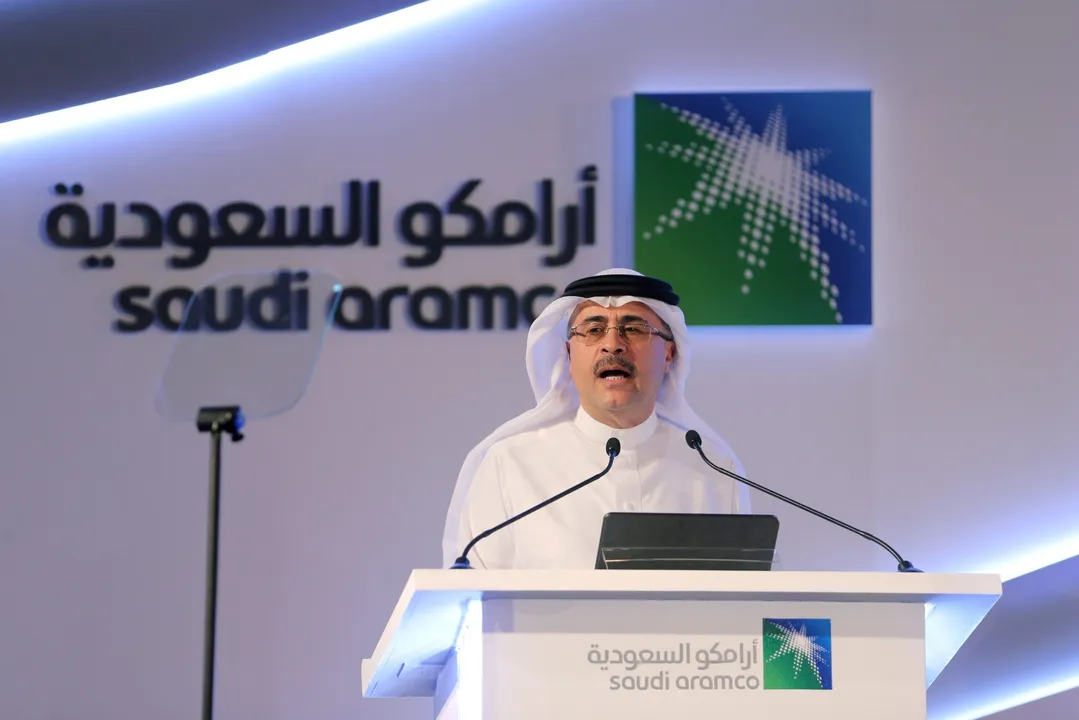  Saudi Aramco becomes world’s most valuable company, dethrones Apple after stocks dip
