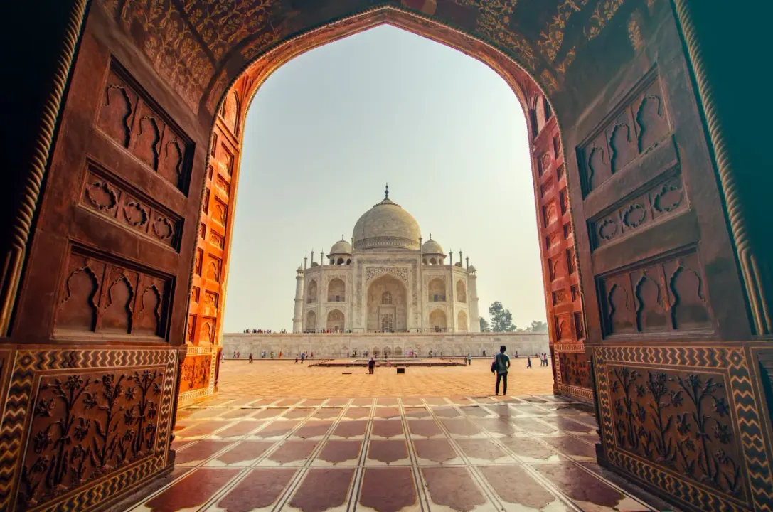  Allahabad HC rejects plea to open 22 rooms of Taj Mahal, petitioner to move SC