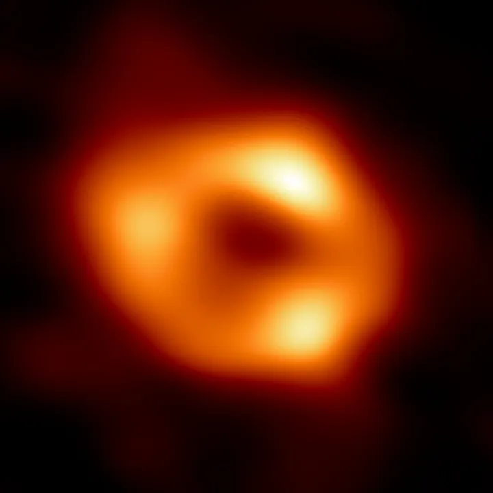  Image of massive black hole at centre of our galaxy revealed for first time