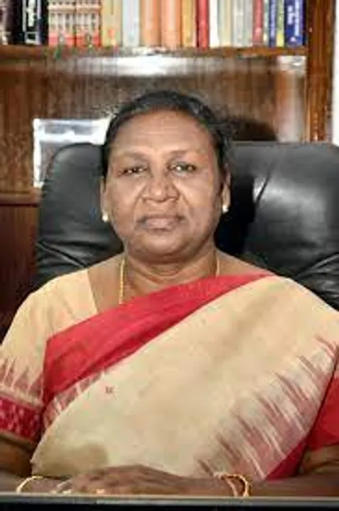 President Draupadi Murmu Launches 'herSTART' platform for women entrepreneurs in Gujarat