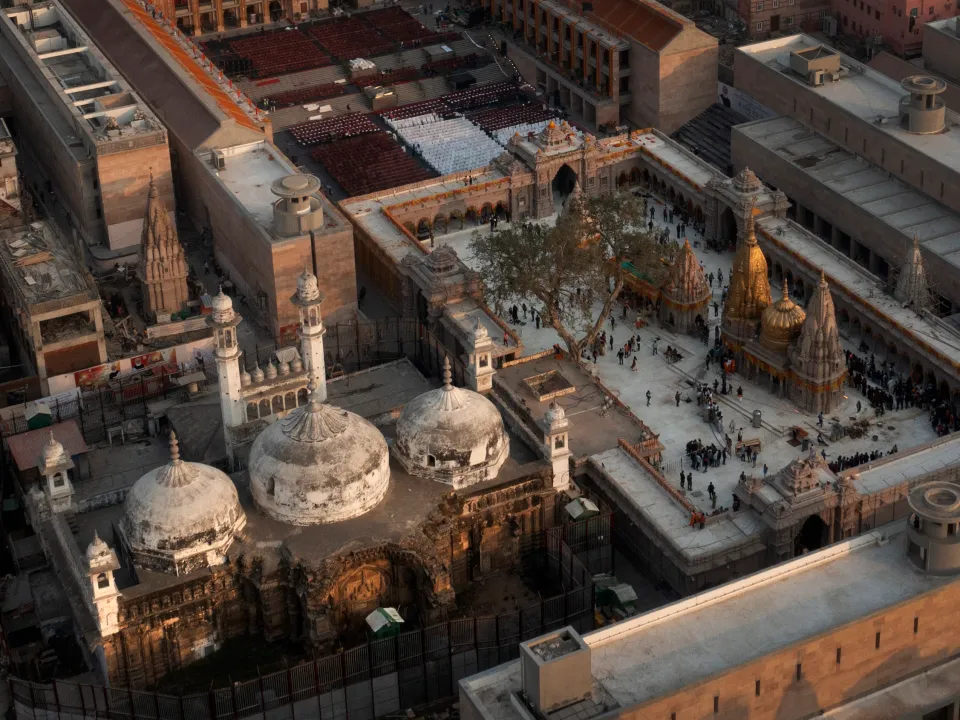  Gyanvapi Mosque Case: Allahabad HC allows scientific survey & carbon dating of 'Shivling' by ASI in Varanasi