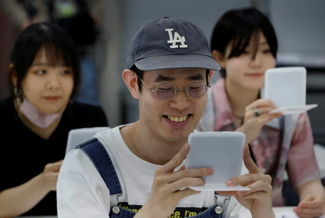  Japanese paying ₹4500 to learn ‘Hollywood style smiling technique’
