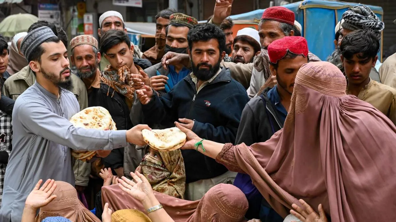  Pakistan inflation surpasses Sri Lanka to record 37.8%: IMF refuses $6 billion loan request