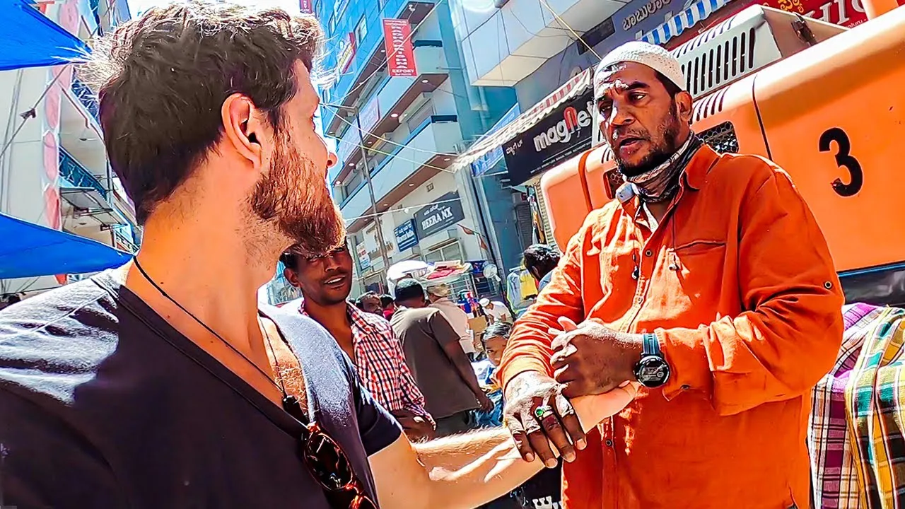  A Dutch traveller & YouTuber manhandled in Bengaluru