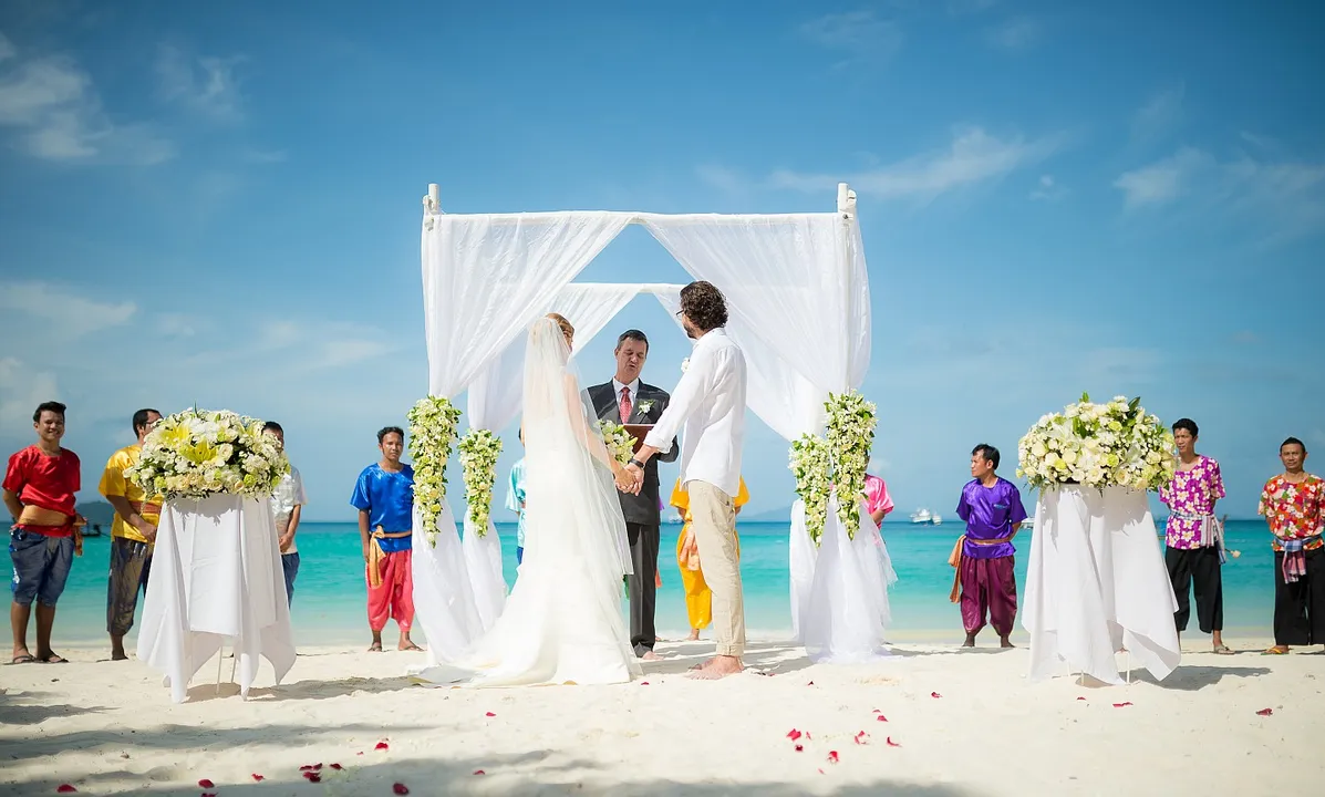  Declining marriage rates: Reasons behind fewer people tying the knot