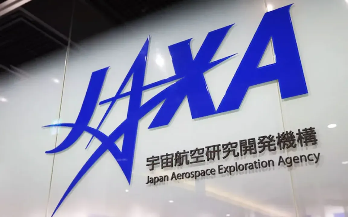  Japan steps up its moon exploration efforts