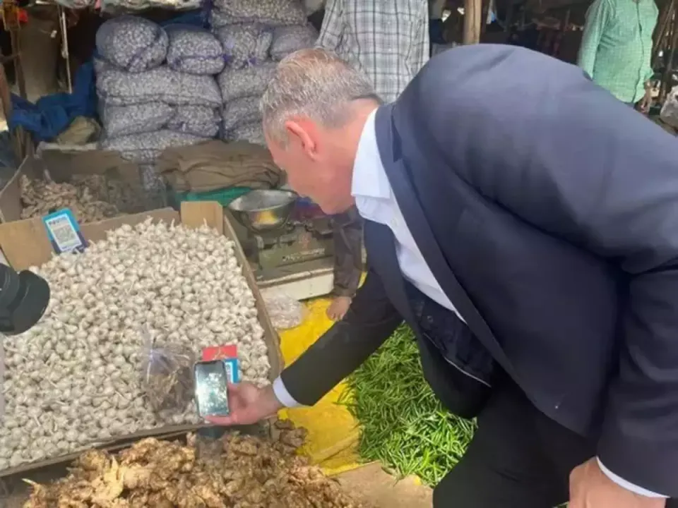  German Minister 'fascinated' after using UPI payment firsthand