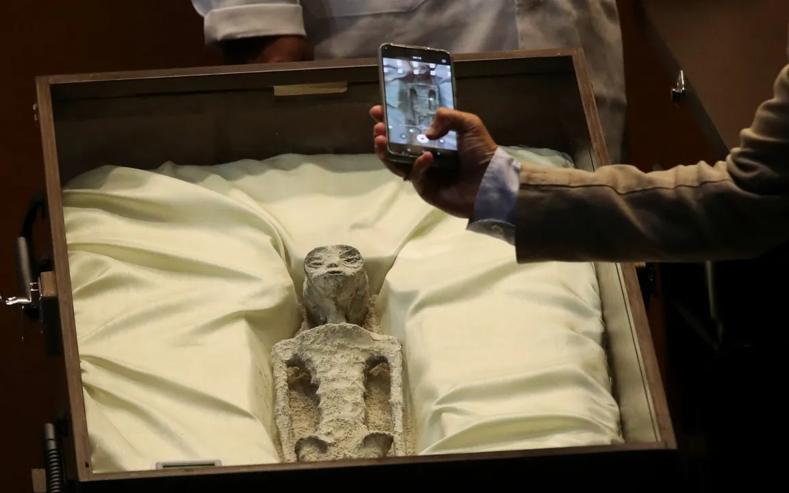  1,000-year-old ‘alien’ corpses exhibited in Mexico's Congress, live coverage available