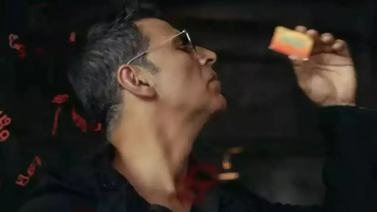  Akshay Kumar appears in a new Vimal ad, netizens react