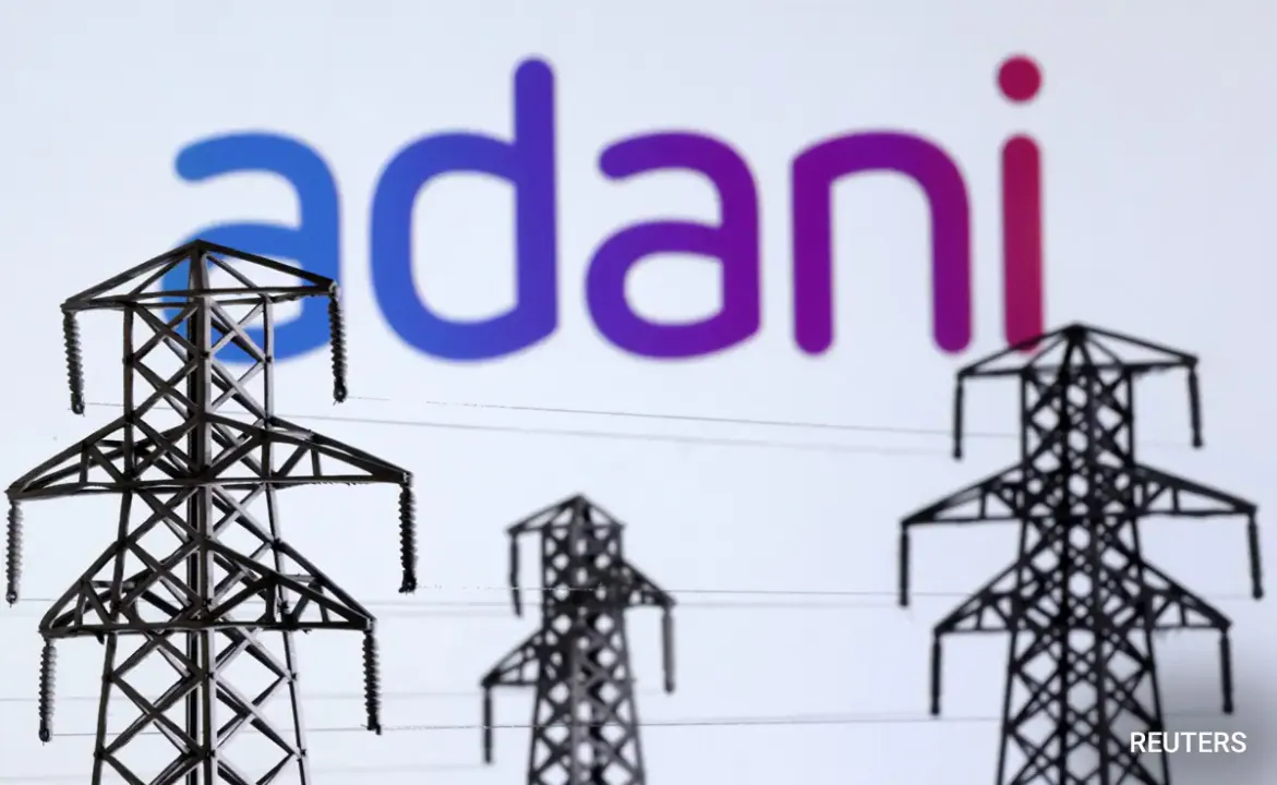  Adani achieves milestone with India's largest 765 KV inter-regional transmission line