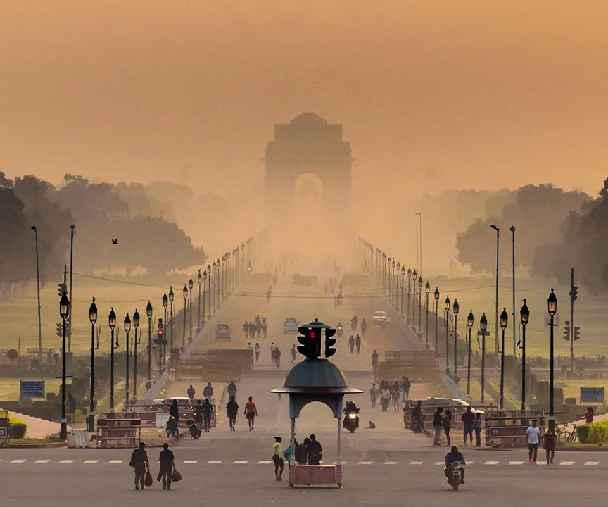  Delhi's AQI drops to 999 in Anand Vihar area, air quality turns 'hazardous'