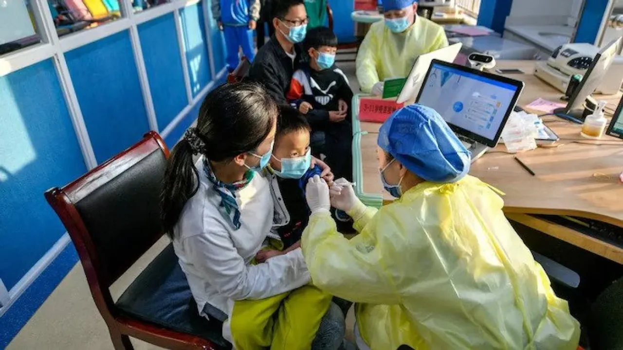  China has seen an unexplained rise in pneumonia cases, hospitals overrun with ill youngsters