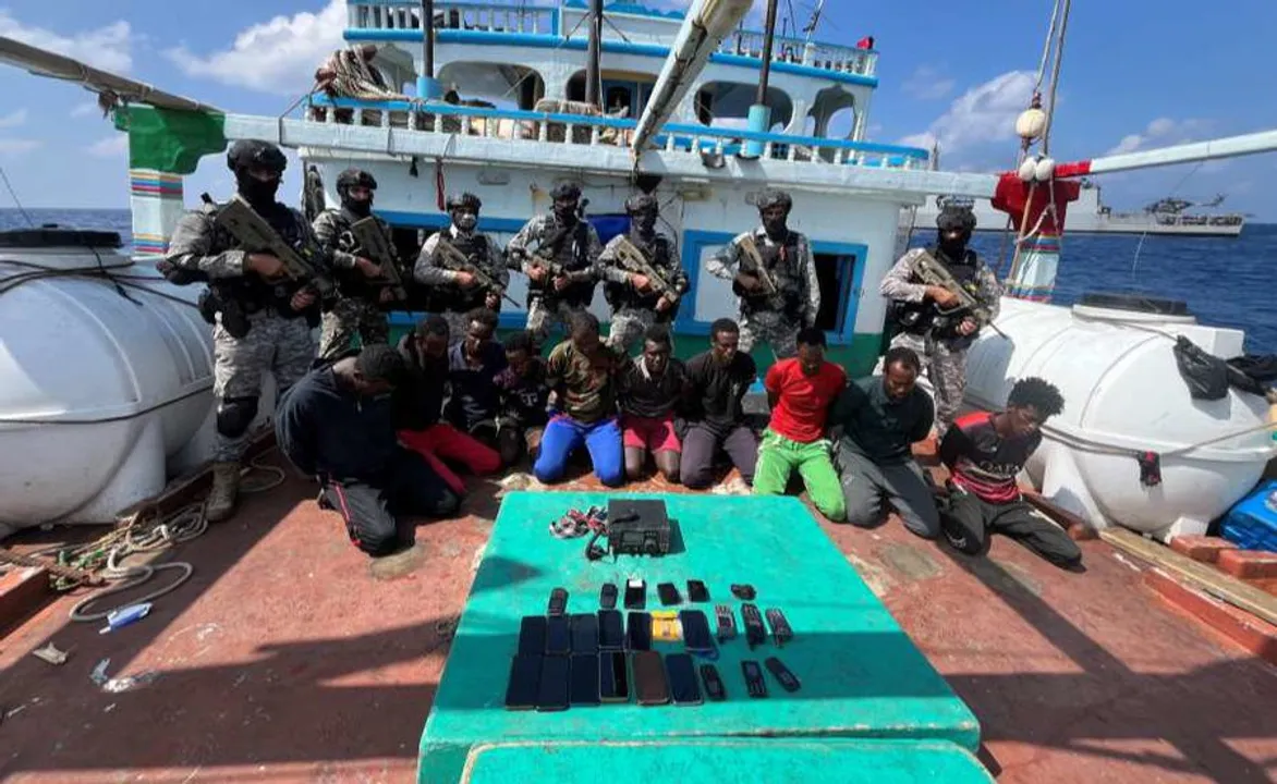  Indian Navy Rescues 19 Pakistanis from Somali Pirates in Second Anti-Piracy Operation