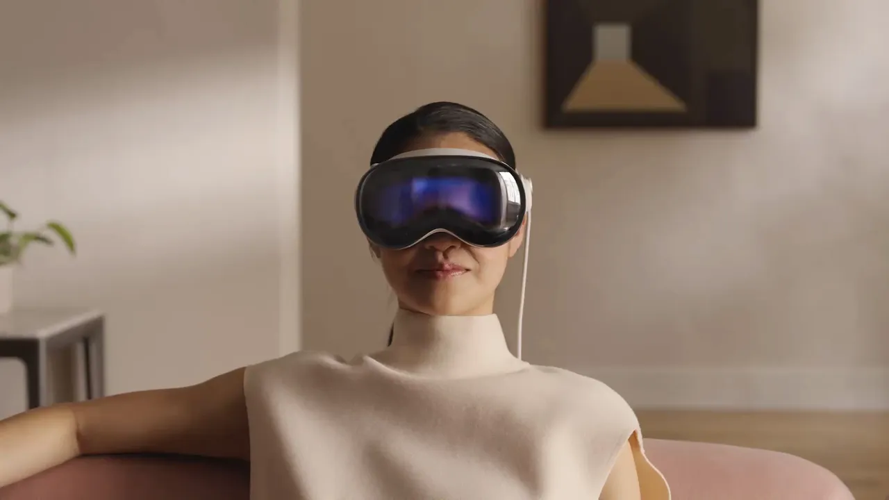  Apple Vision Pro users seeking refund after getting headaches and motion sickness
