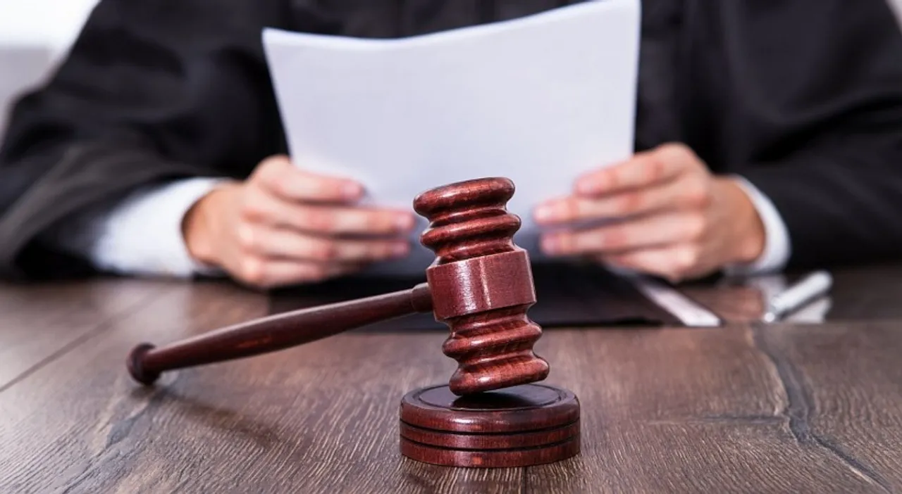  Delhi HC says coercing wife to do household chores amounts to cruelty