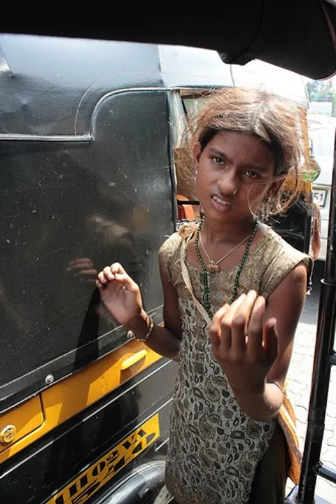  Indore incentivizes reporting on child beggars with a Rs 1,000 reward