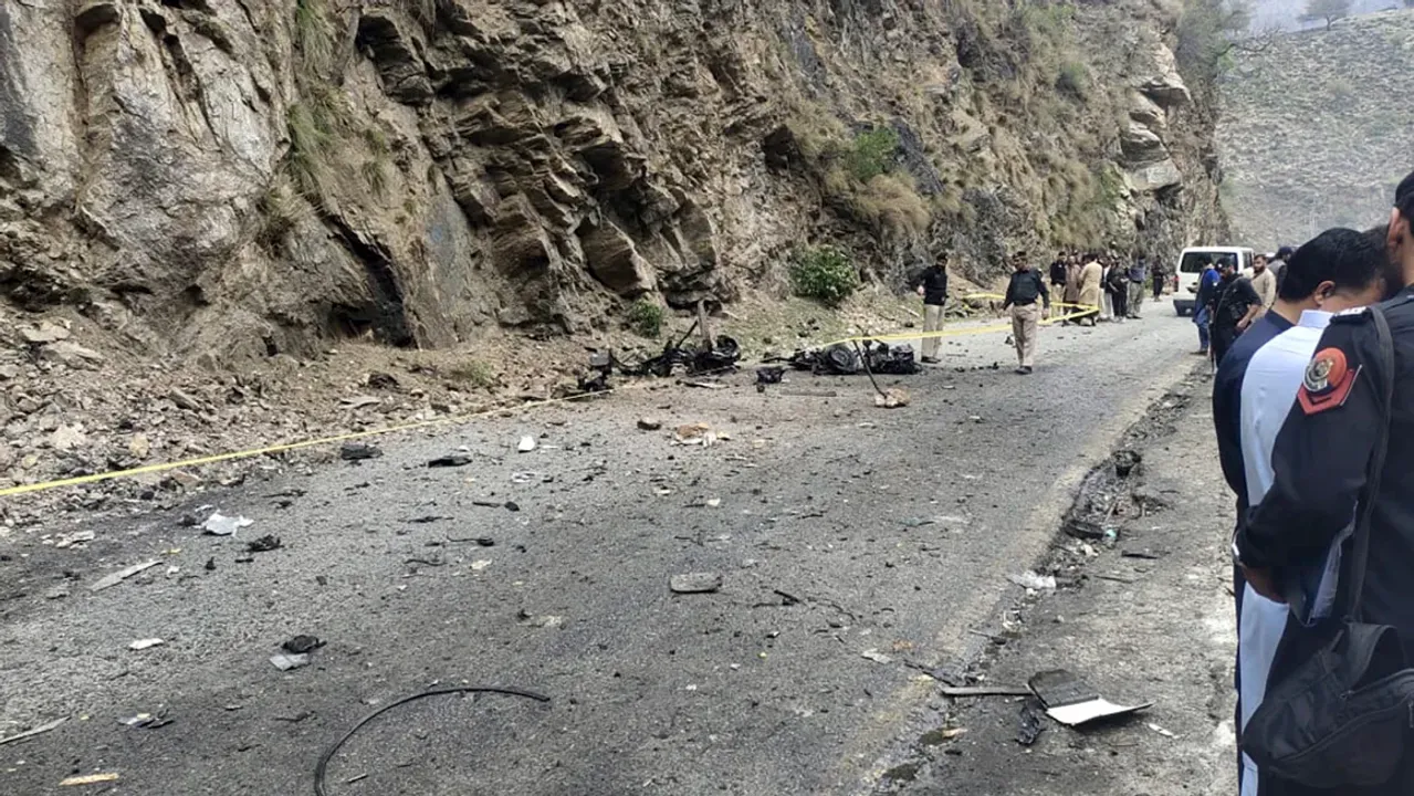  Suicide bomber kills five Chinese workers in Pakistan; China demands investigation