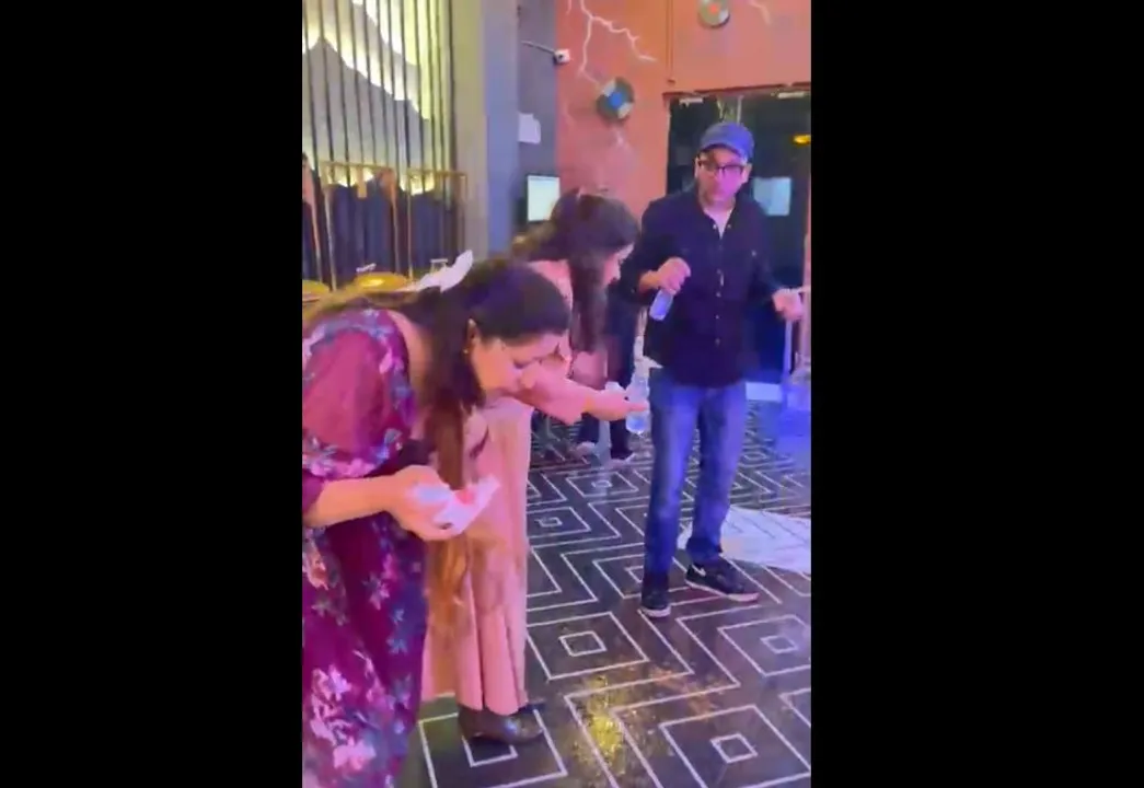  5 people vomit blood as they consume dry ice at Gurugram café
