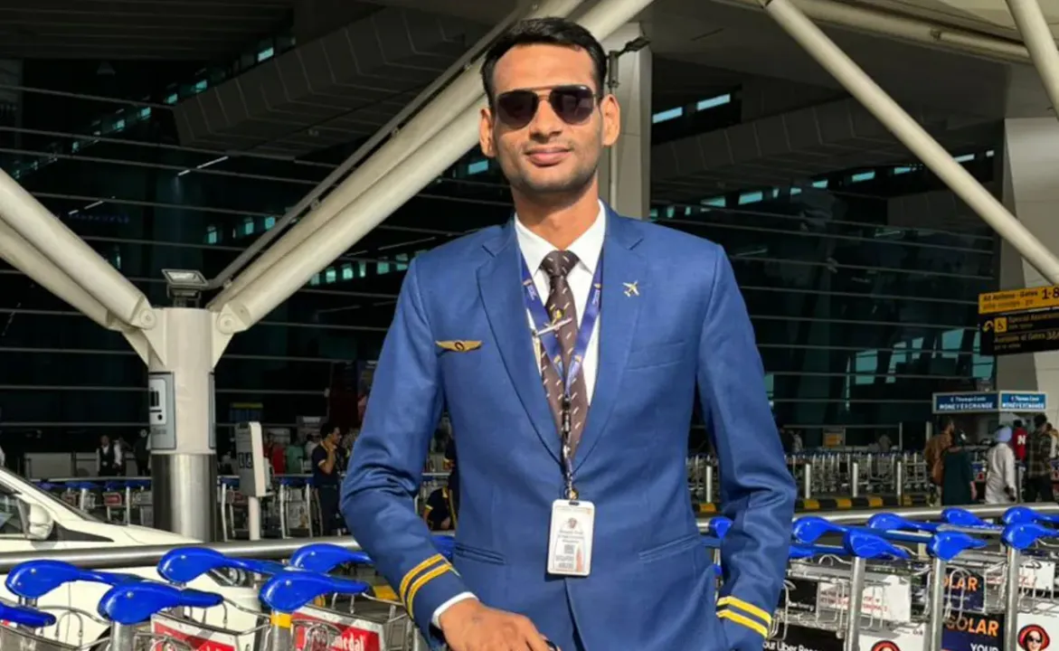  UP man detained at the Delhi airport after he pretended to be Singapore Airlines pilot