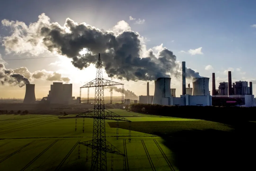  Global carbon dioxide levels reach record high in March