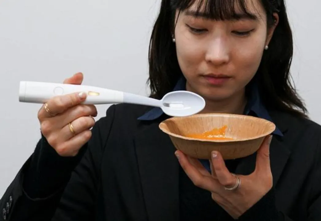  Electric spoons offering 'healthier eating' to be sold at ₹10,000