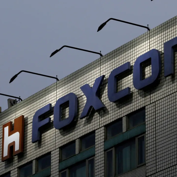  Apple supplier Foxconn under fire for discriminating against married women