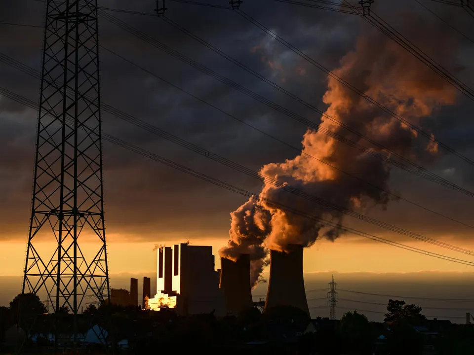  Global warming rising by 0.26°C every decade: Report