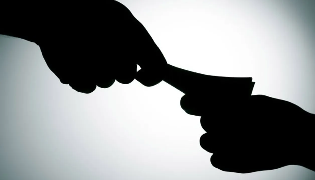  Gujarat corrupt officials introduce EMI option for bribes
