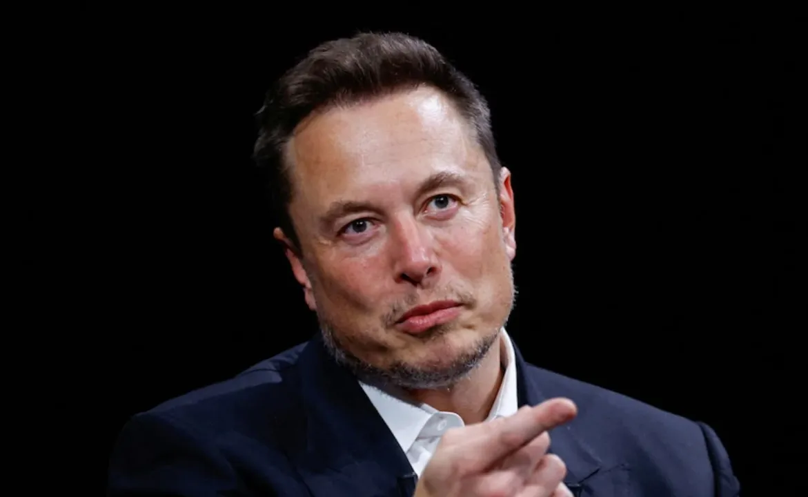  Report alleges Elon Musk had relations with SpaceX intern and asked employee to have his children