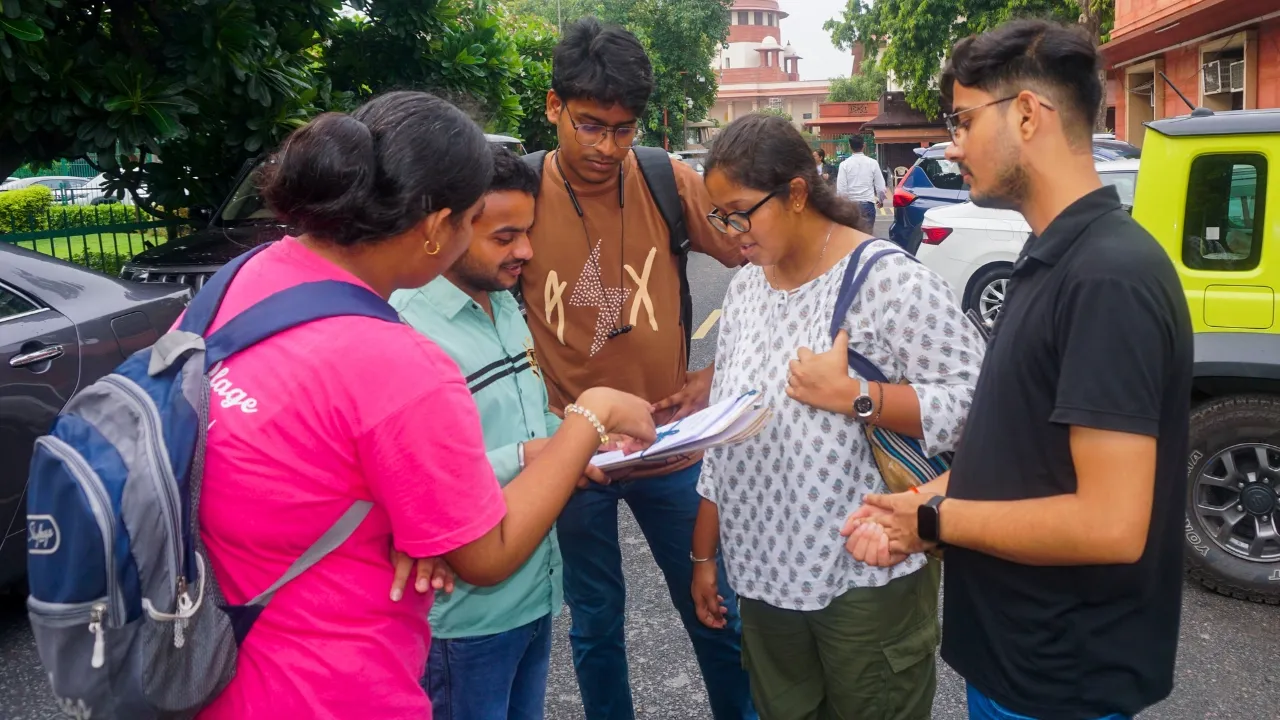  Toppers slide from 61 to 17 following IIT-Delhi answer revision