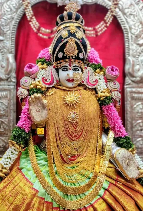  BJP promises to turn Bhagyalaxmi temple into 'Golden Temple'