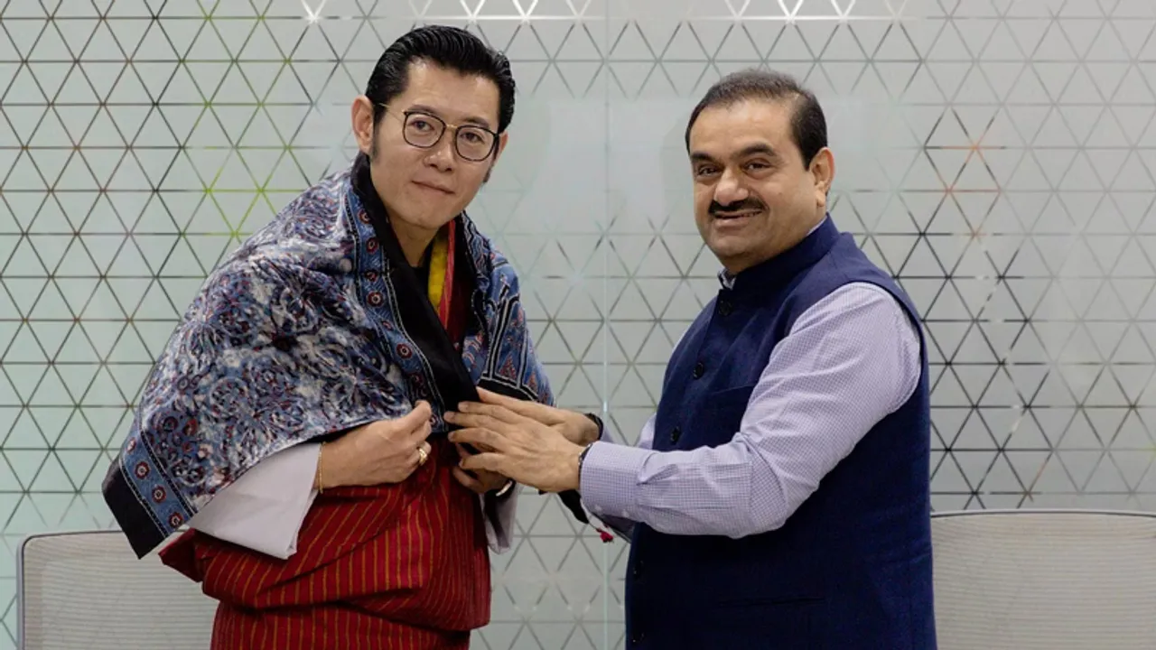  Bhutan king praises Adani’s Mundra and Khavda projects during visit